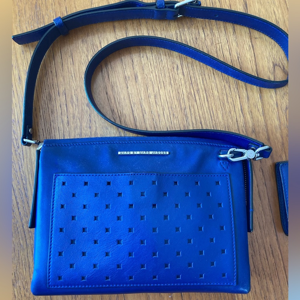 Marc Jacobs crossbody purse and matching wallet, cobalt blue leather, EUC - Picture 2 of 16